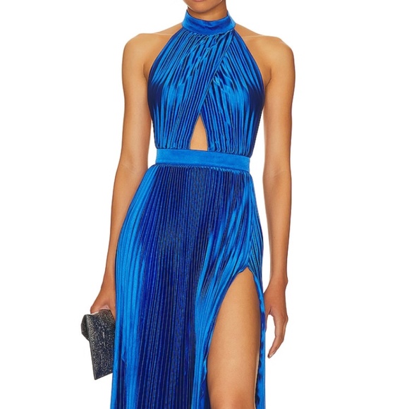 L'idee Renaissance Gown - Picture 2 of 4